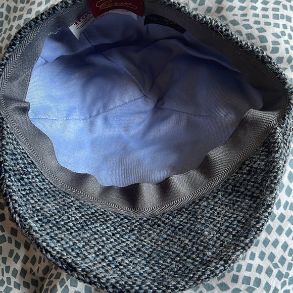 Harris Tweed Flat Cap by Cervo - Picture 5 of 6